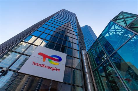 total boursorama|TotalEnergies SE (TTE) .